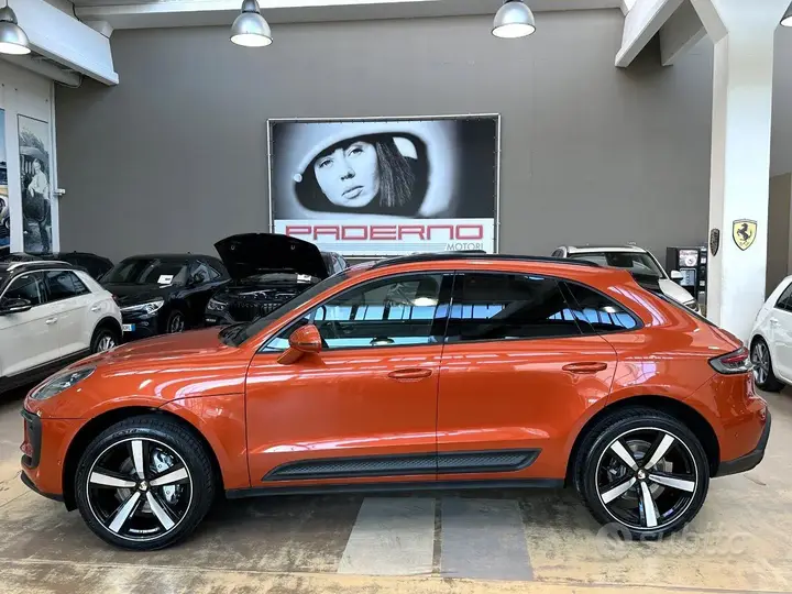 Porsche Macan 2022 photo 2