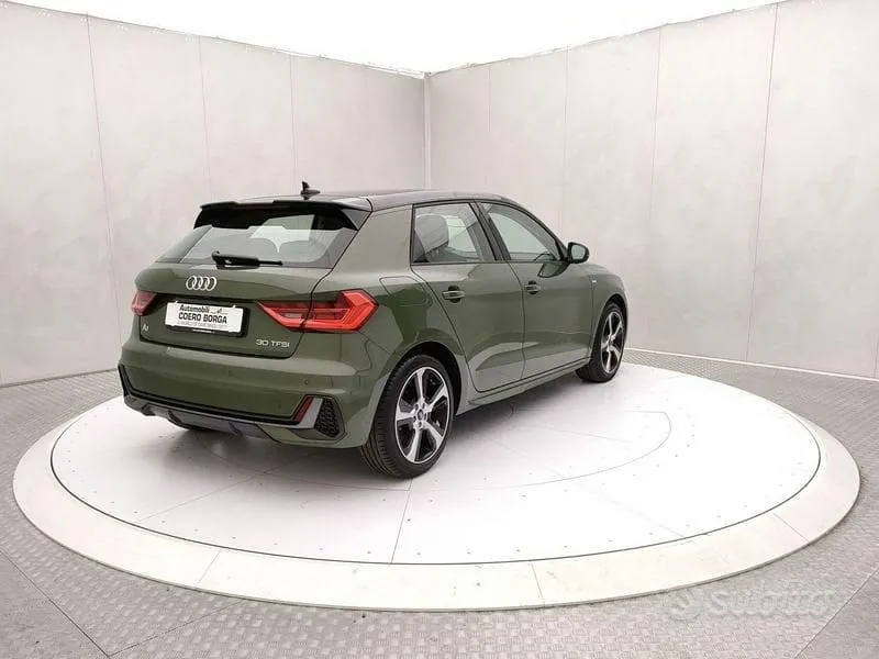 Audi A1 2025 photo 4