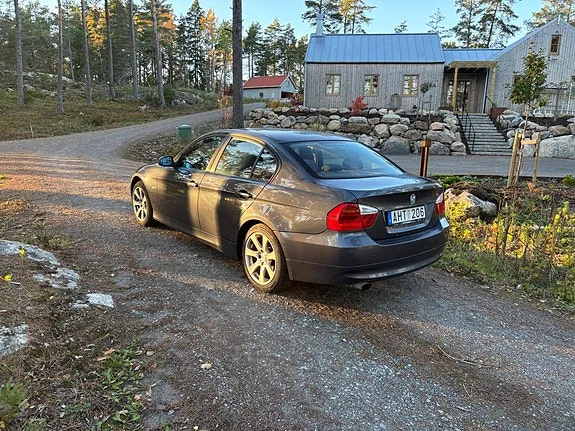 BMW 318I 2007 photo 5