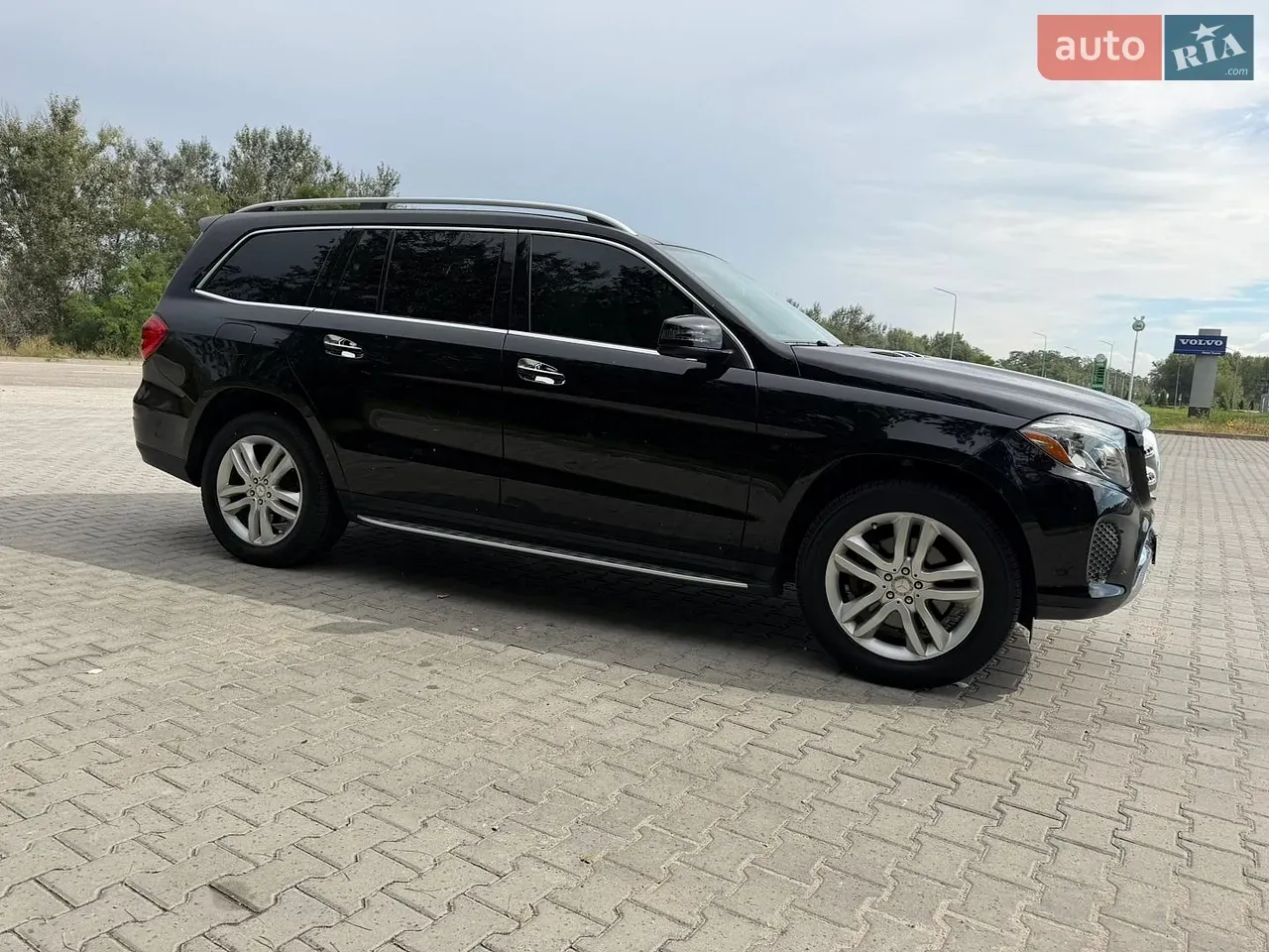 Mercedes-Benz Gls-Class 2017 photo 5