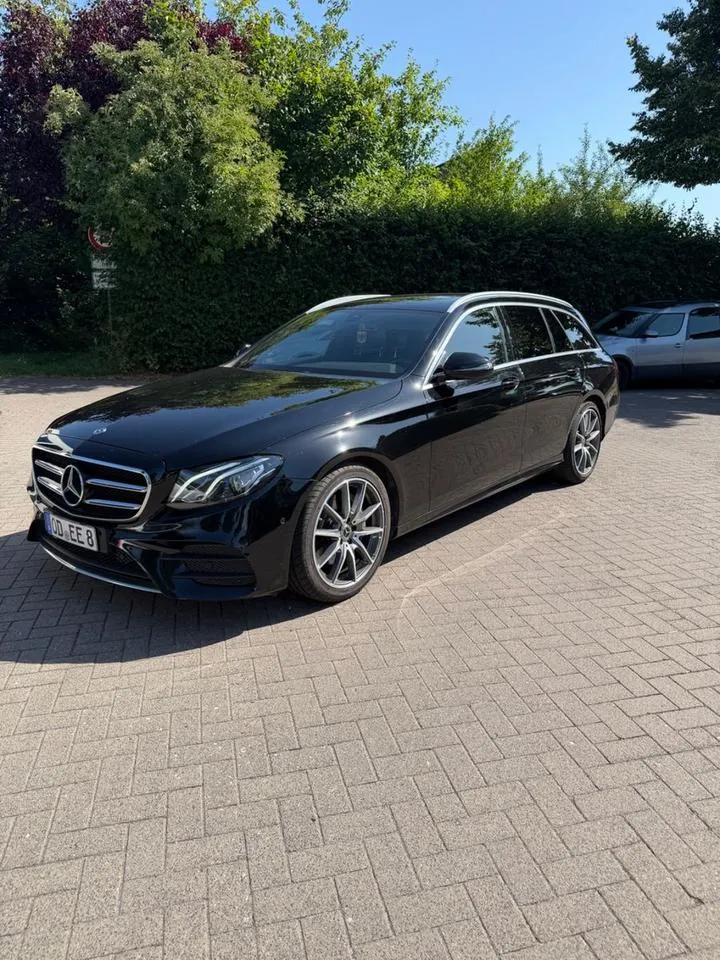 Mercedes-Benz E 200 D