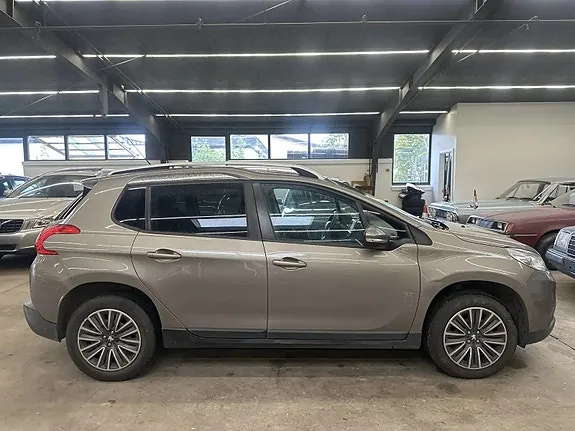 Peugeot 2008 2015 photo 4