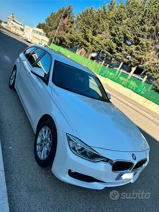 BMW 3 Series 2013 photo 2