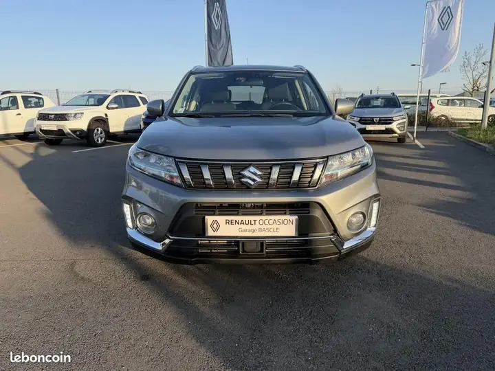 Suzuki Vitara 2023 photo 2