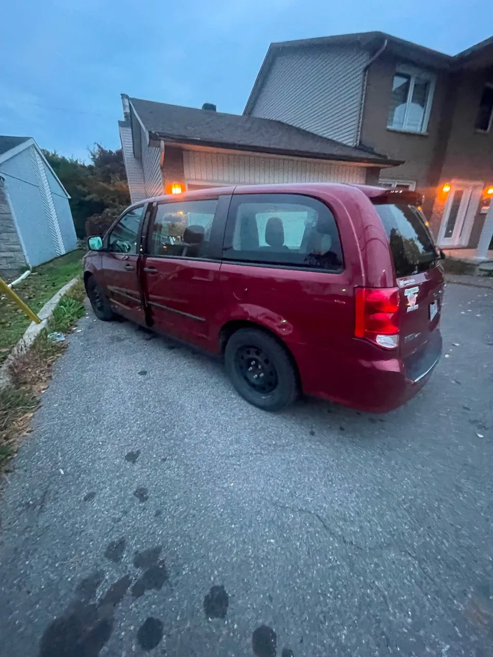 Dodge Caravan 2016 photo 3