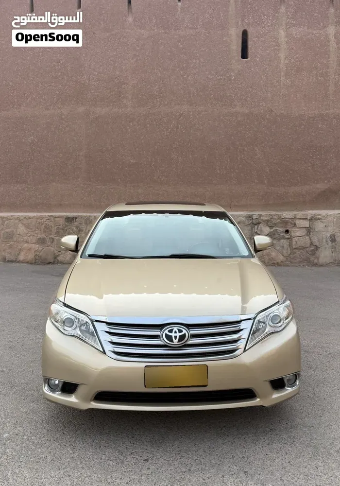 Toyota Avalon 2011 photo 2