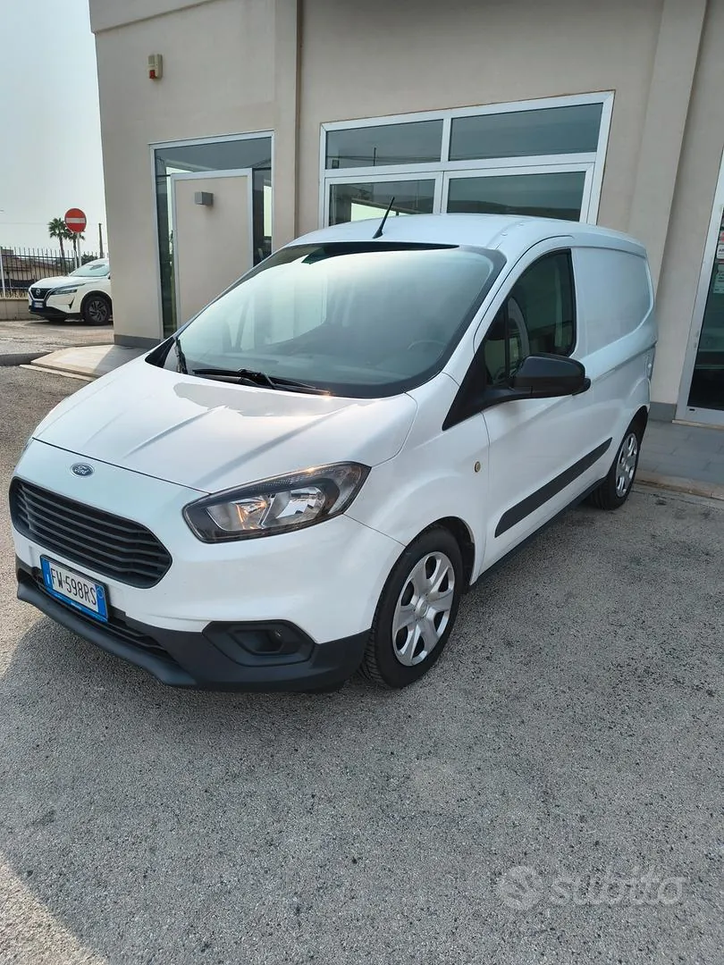 Ford Transit Courier 2019 photo 3