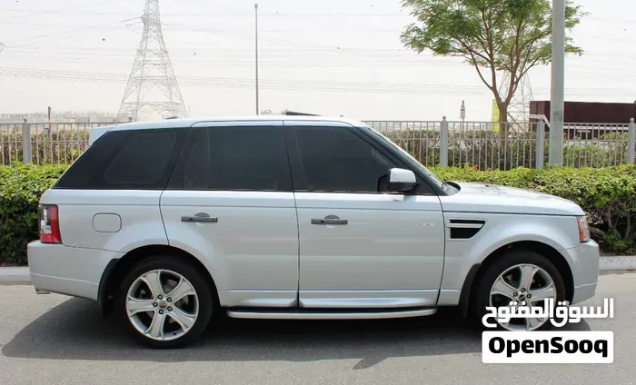 Land Rover Range Rover Sport 2010 photo 4