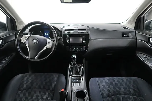 Nissan Pulsar 2015 photo 5