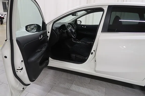 Nissan Pulsar 2015 photo 4