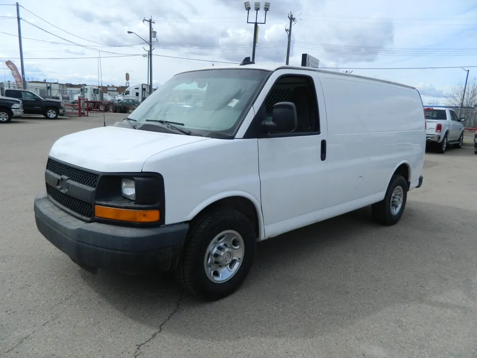 Chevrolet Express 2016 photo 2