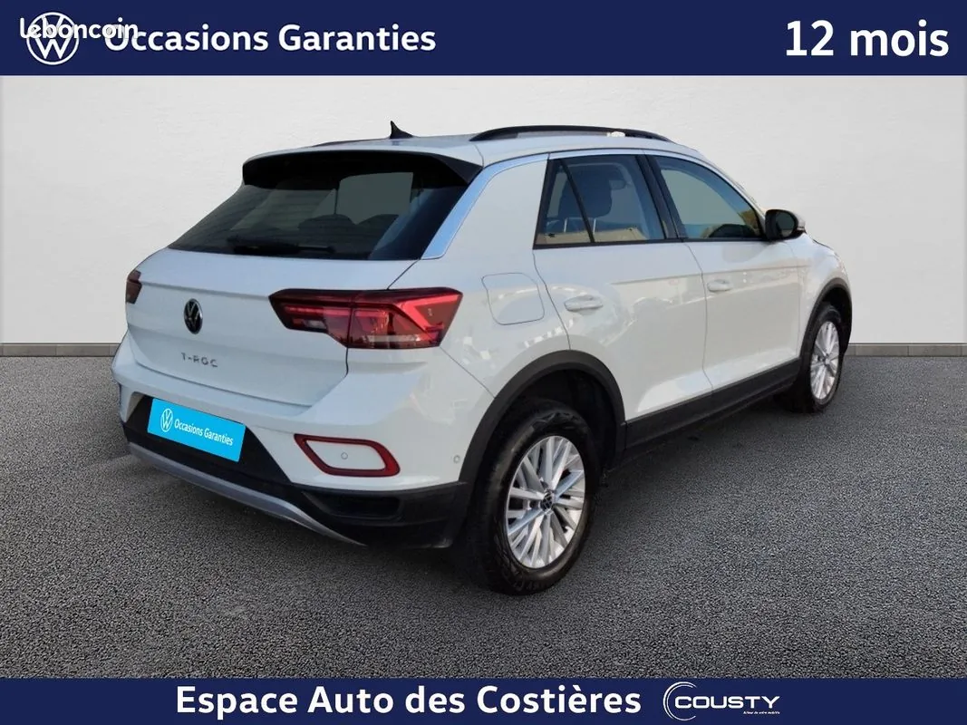 Volkswagen T-Roc 2023 photo 3
