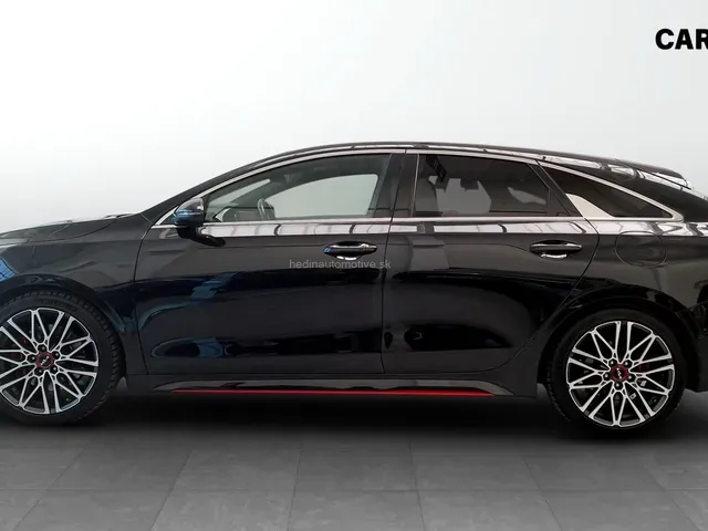 Kia Pro Ceed 2023 photo 3