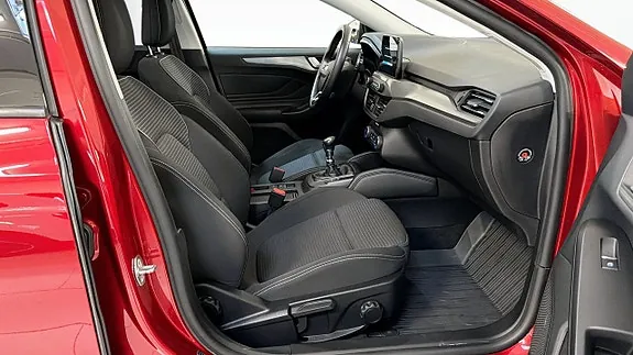Ford Focus 2019 photo 3