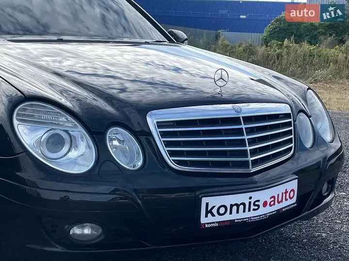 Mercedes-Benz E-Class 2006 photo 5