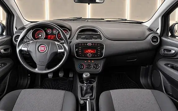 Fiat Punto 2015 photo 5