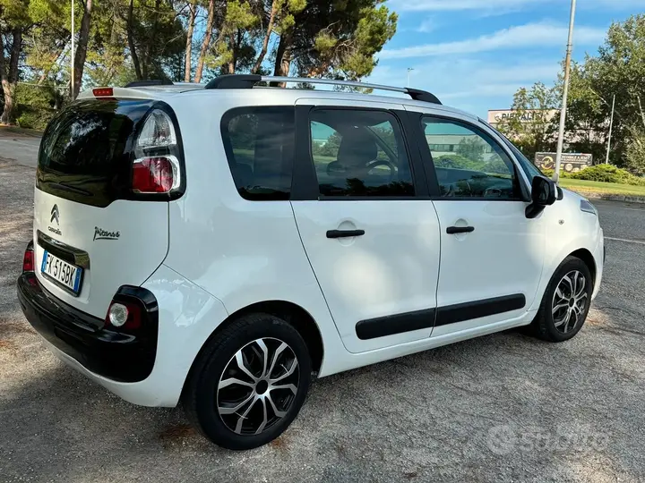 Citroen C3 Picasso 2017 photo 3