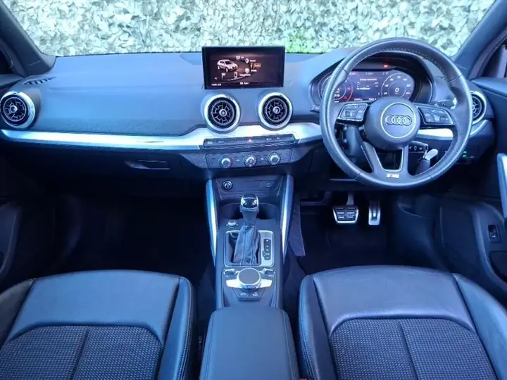 Audi Q2 2021 photo 3