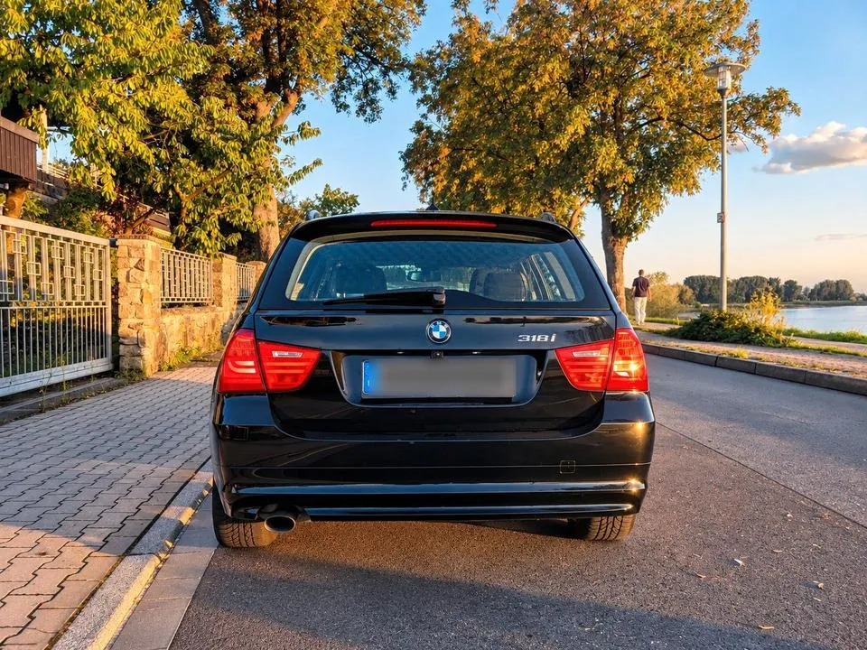 BMW 318I Touring