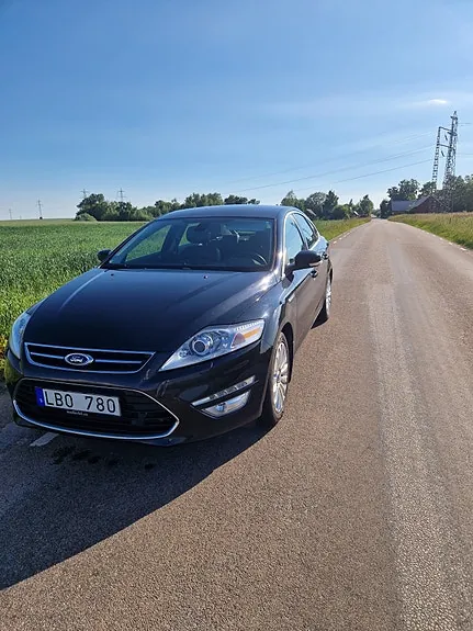 Ford Mondeo 2011 photo 2