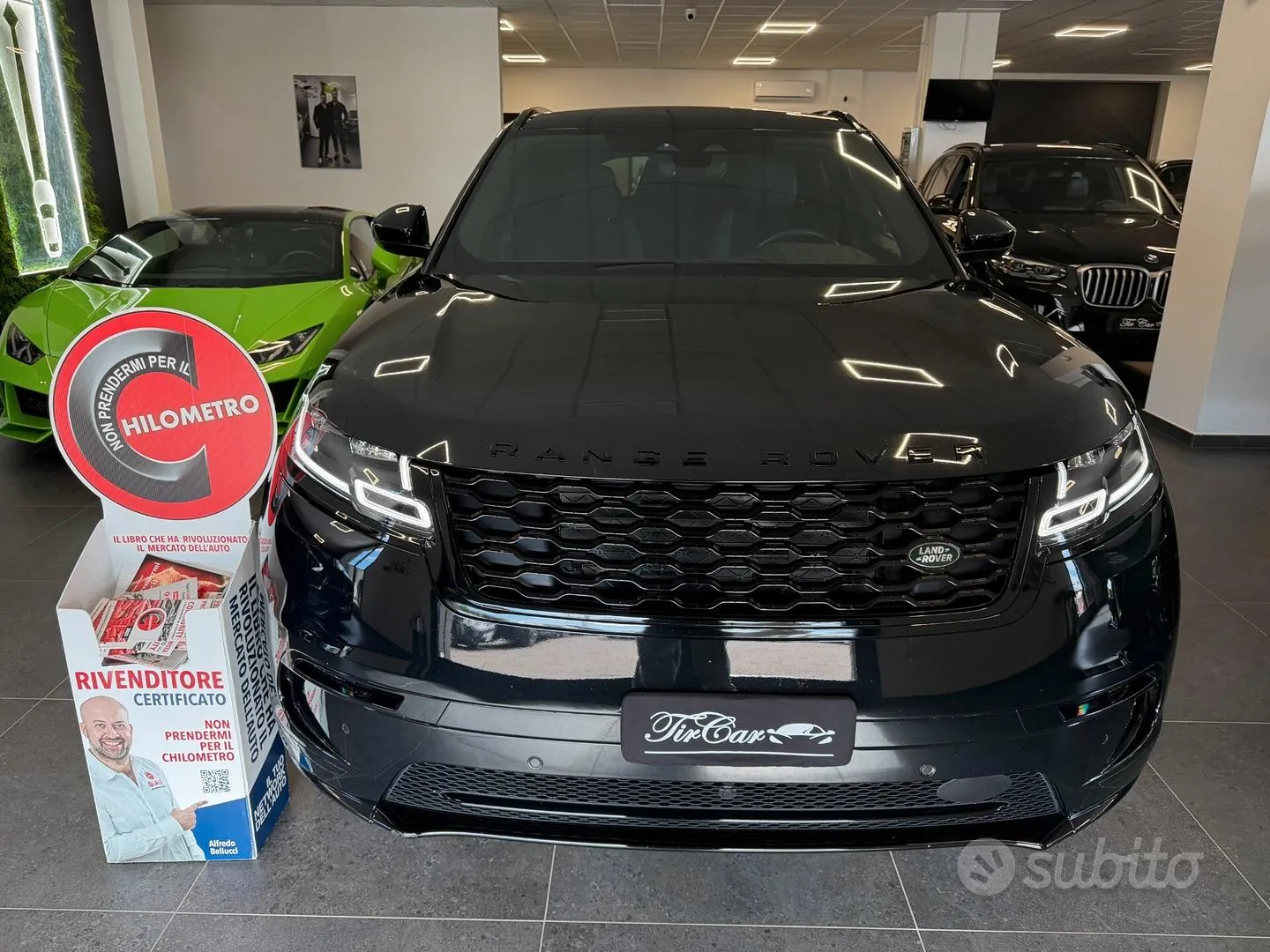 Land Rover Velar 2023 photo 2