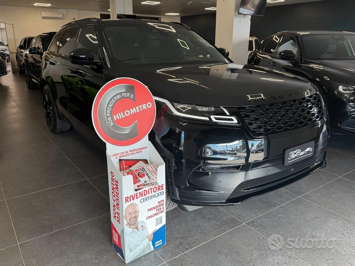 Land Rover Velar 2023 photo 3