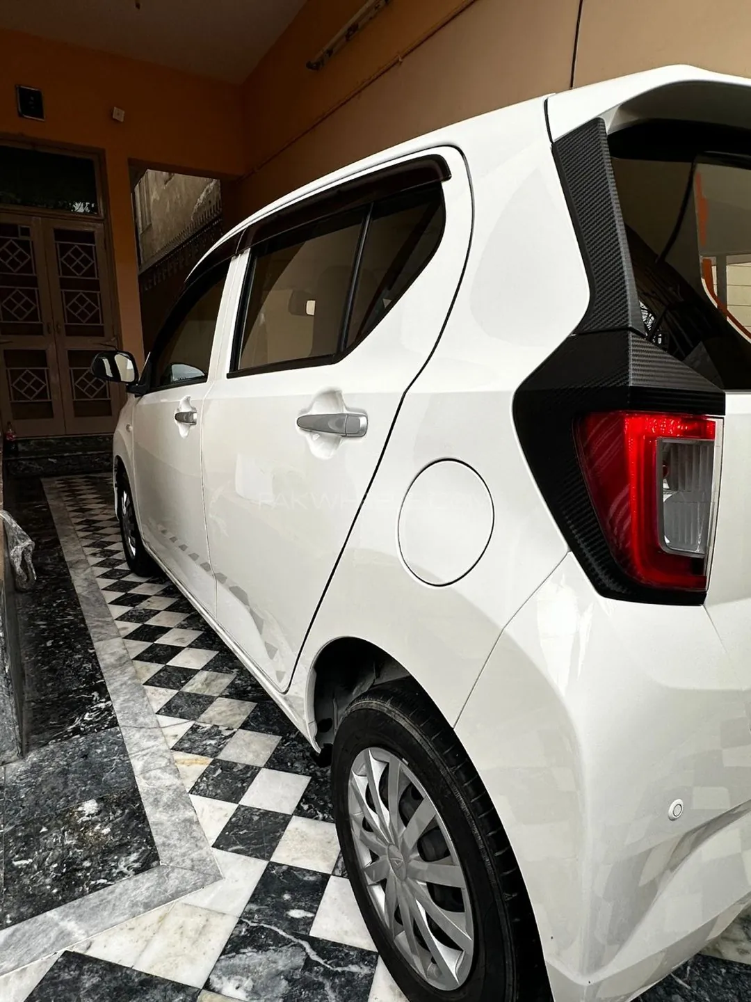 Daihatsu Mira