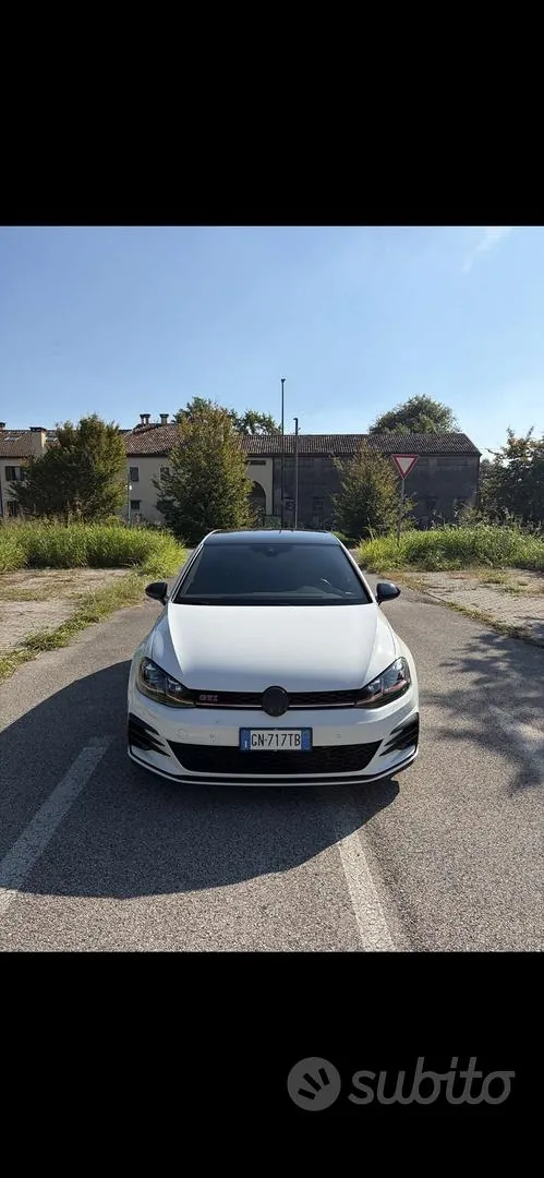 Volkswagen Golf 2019 photo 2