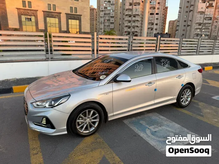 Hyundai Sonata 2018 photo 3