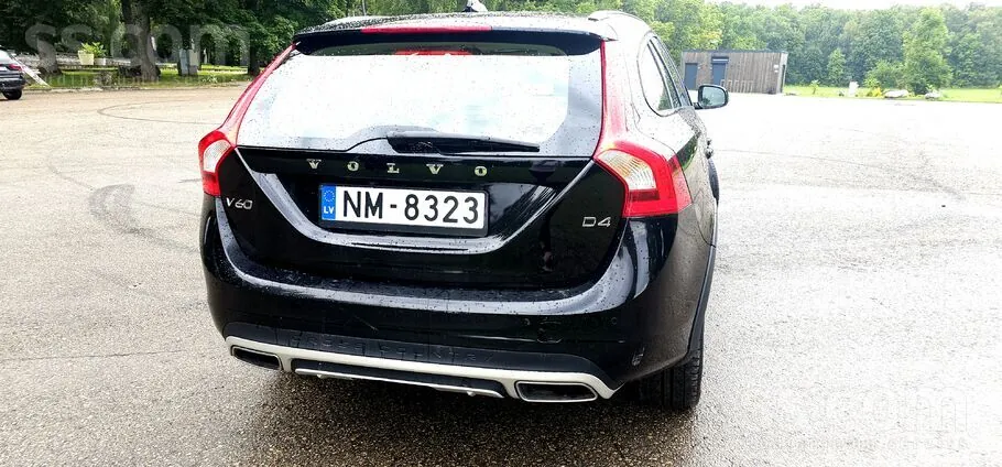 Volvo V60 2018 photo 3