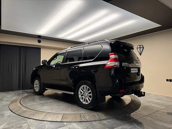 Toyota Land Cruiser 2017 photo 4