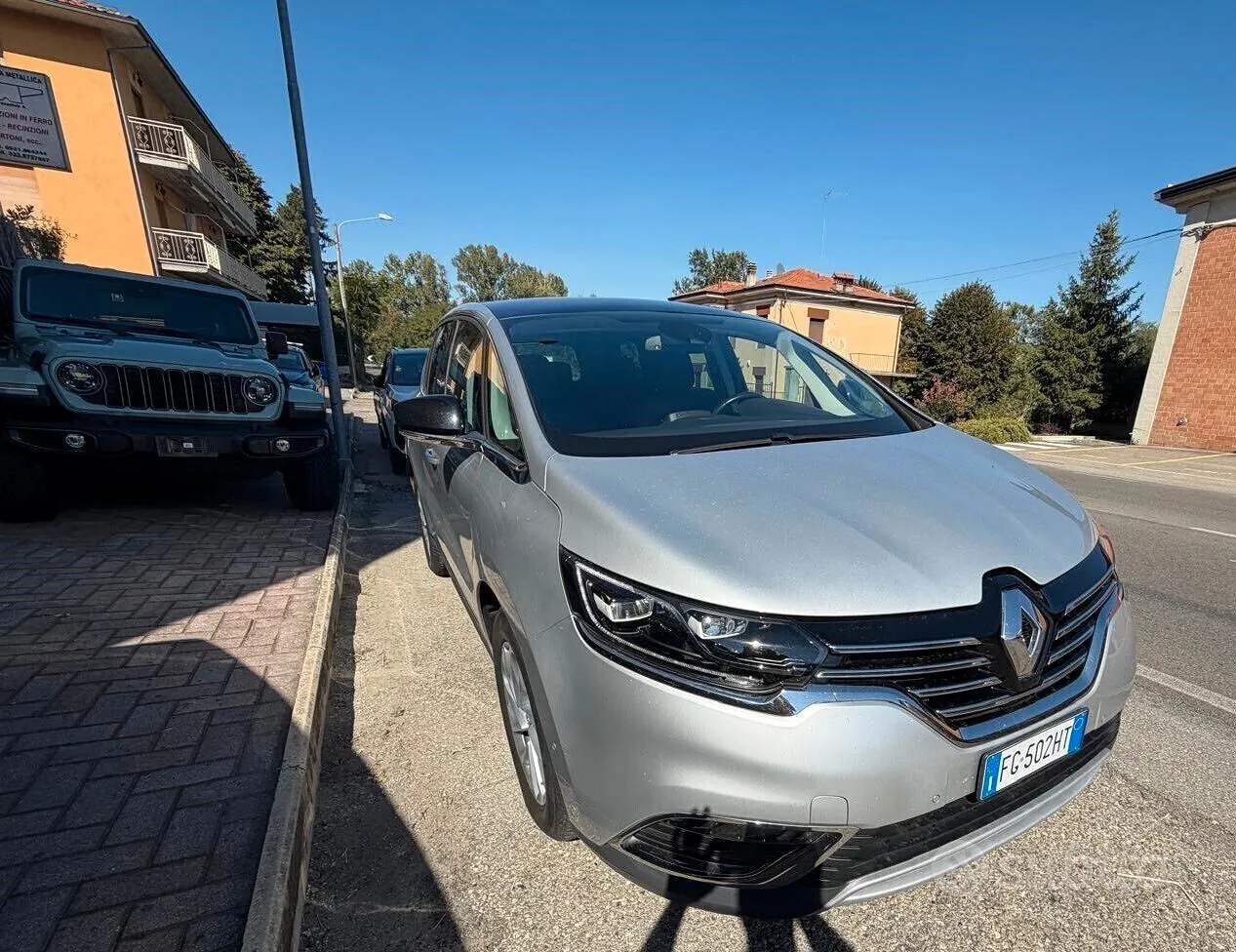 Renault Espace 2016 photo 2