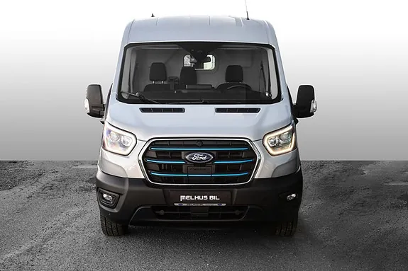 Ford Transit 2023 photo 2