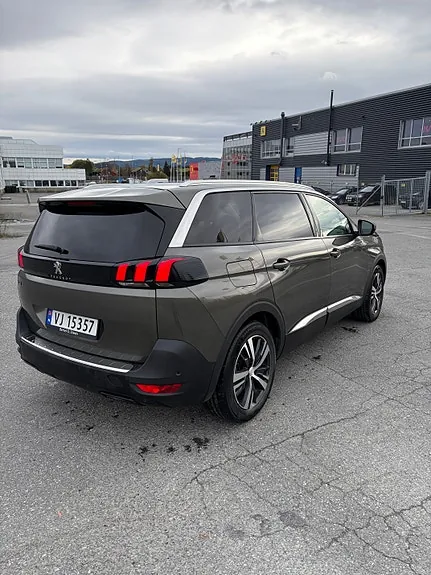 Peugeot 5008 2019 photo 4
