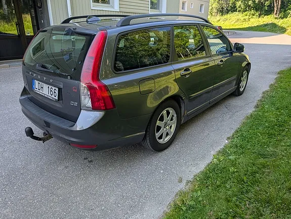 Volvo V50 2011 photo 5