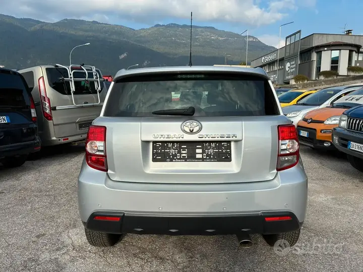 Toyota Urban Cruiser 2013 photo 2