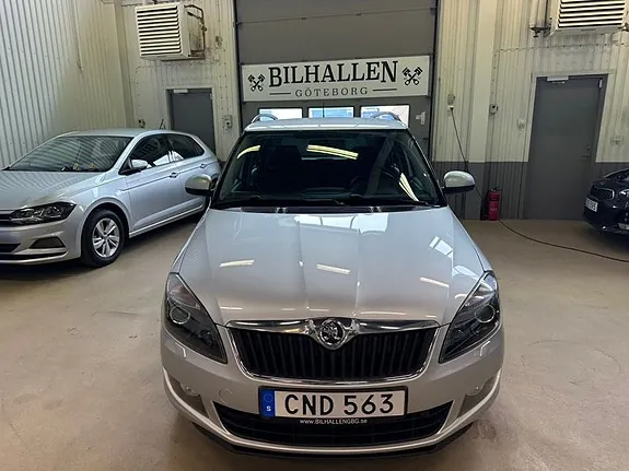 Skoda Fabia 2014 photo 2