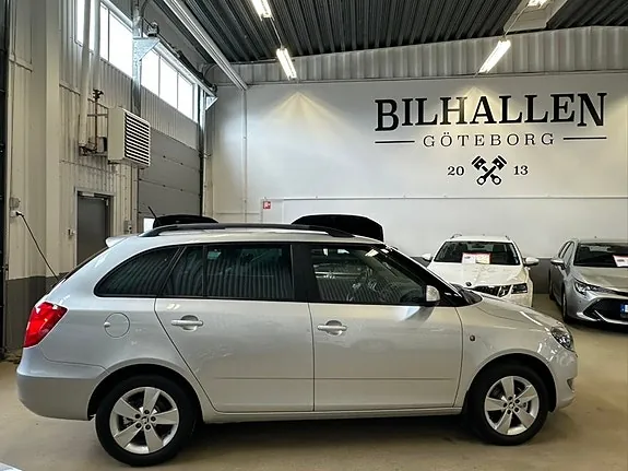 Skoda Fabia 2014 photo 3