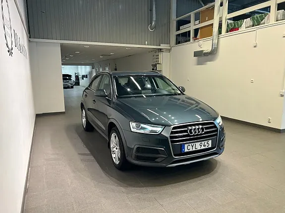 Audi Q3 2017 photo 4