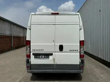 Peugeot Boxer 2010 photo 2