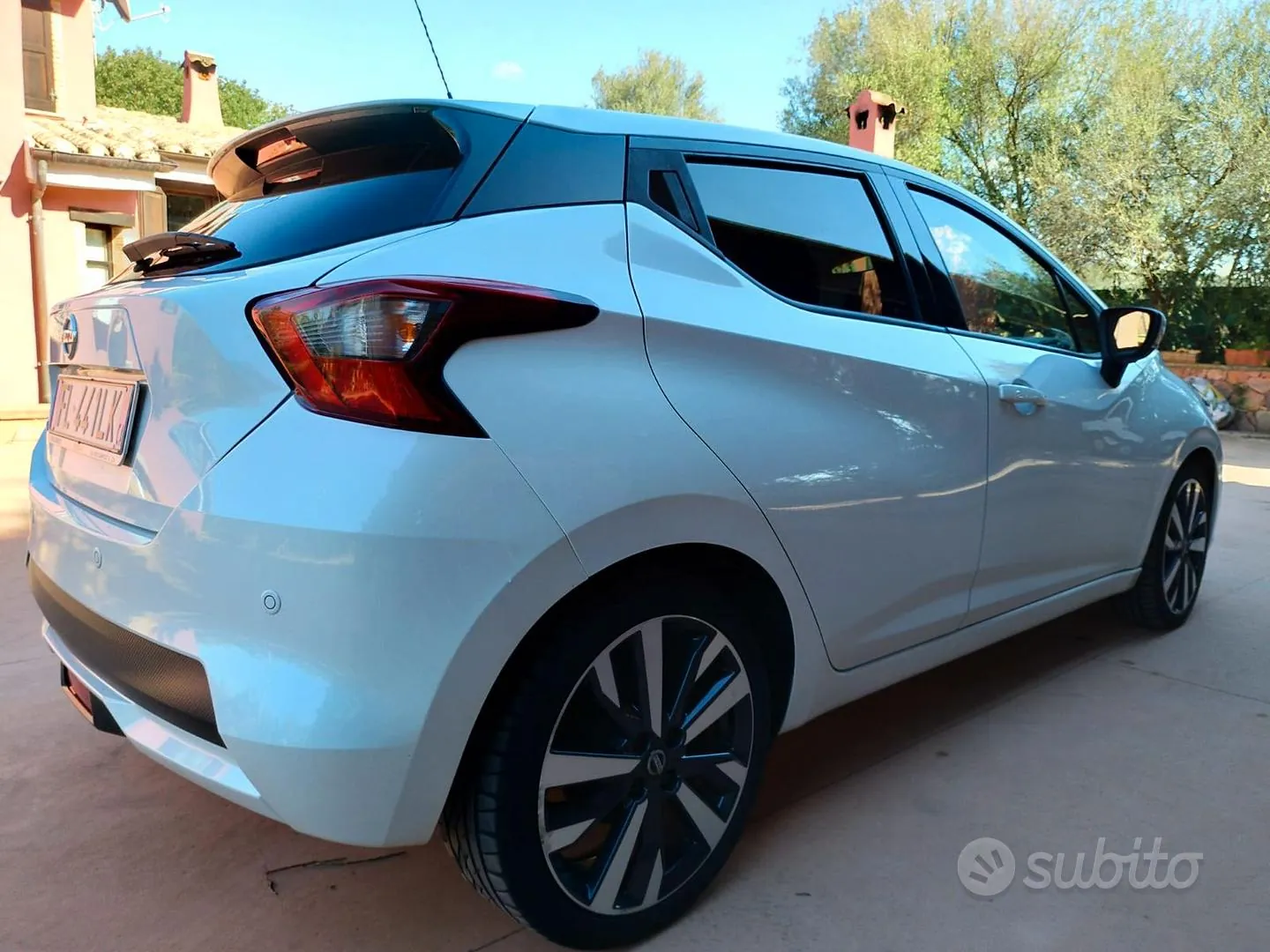 Nissan Micra 2017 photo 3