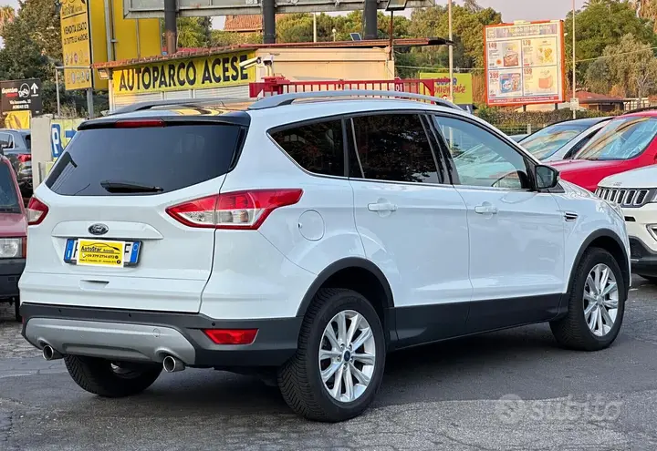 Ford Kuga 2015 photo 3