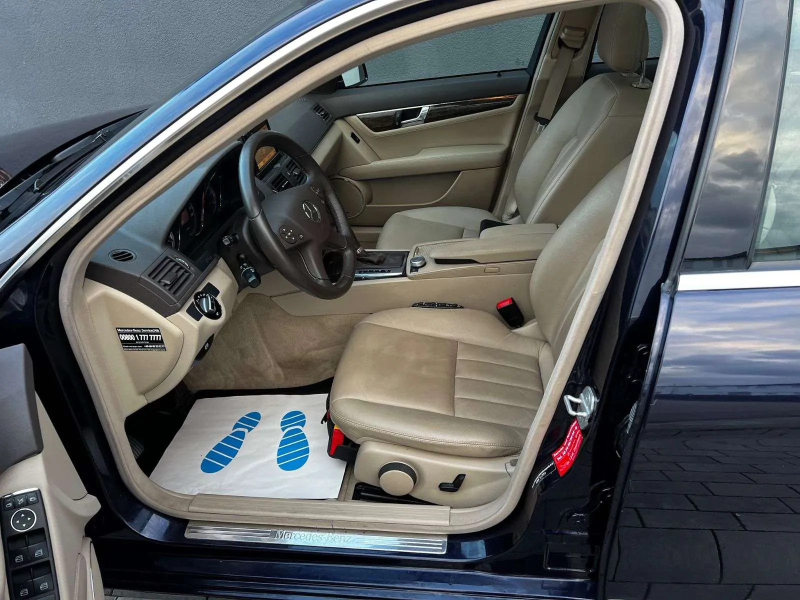Mercedes-Benz C-Class 2010 photo 4