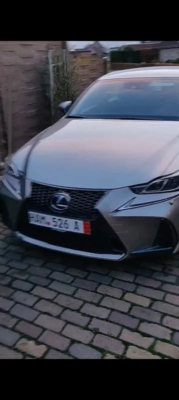 Lexus Is300H