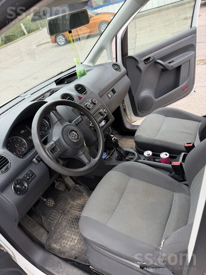 Volkswagen Caddy 2011 photo 4