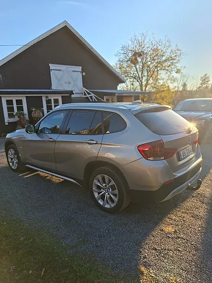 BMW X1 2011 photo 2