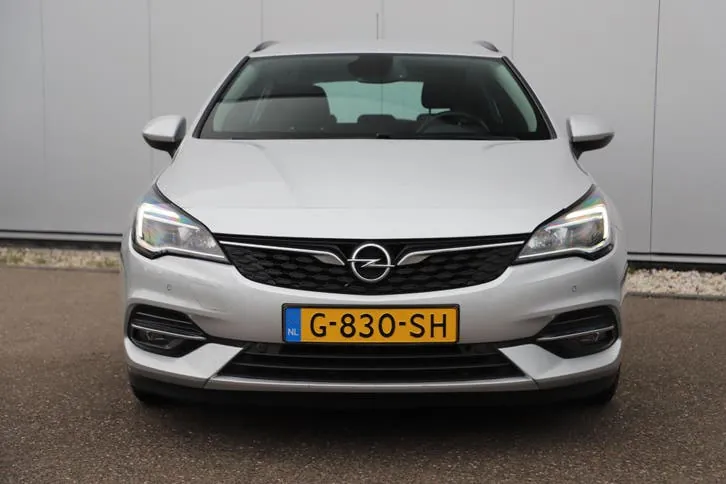 Opel Astra 2019 photo 2