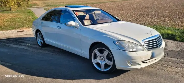 Mercedes-Benz S550