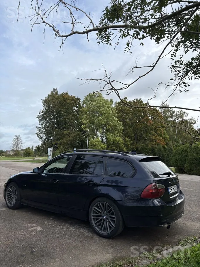 BMW 320 2005 photo 3