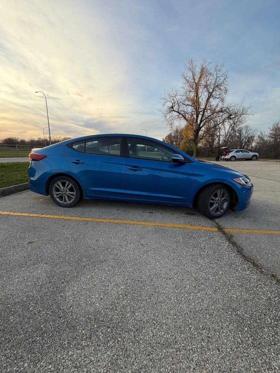 Hyundai Elantra 2018 photo 3